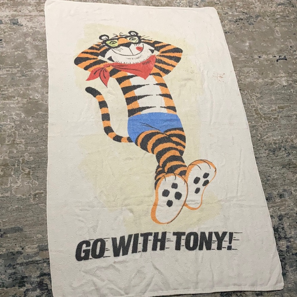 VTG Vintage Kellogg’s Tony the Tiger Towel 70’s
